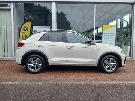 2025 Volkswagen T-Roc T-ROC R-Line 75 1.0 TSI M6F 116HP €39,500