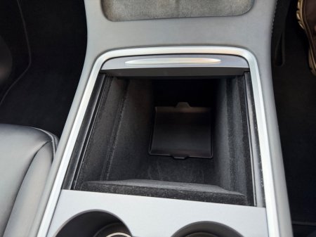 2023 Tesla Model Y - thumbnail 31