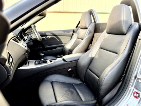 2012 BMW Z4 - thumbnail 9