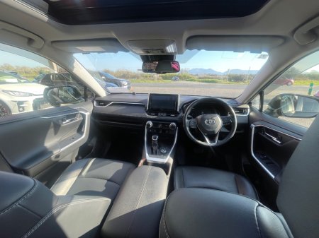 2020 Toyota Rav4 - thumbnail 13