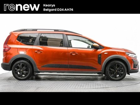 2023 Dacia Jogger TCe 110 Extreme SE €21,900 thumbnail