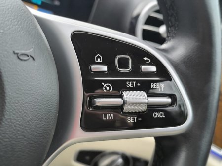 2020 Mercedes-Benz E Class - thumbnail 30