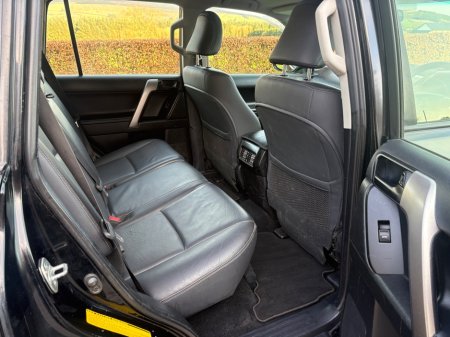 2015 Toyota Landcruiser - thumbnail 10