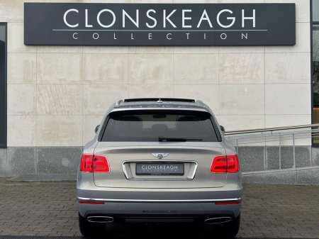 2016 Bentley Bentayga - thumbnail 8