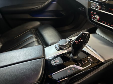 2018 BMW 5 Series - thumbnail 8