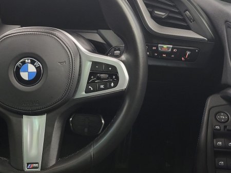 2022 BMW 2 Series - thumbnail 18