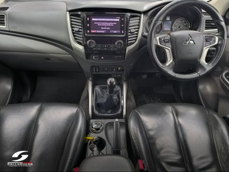 2018 Mitsubishi L200 (182) WARRIOR 2.4 DI-D 4WD €19,508 thumbnail