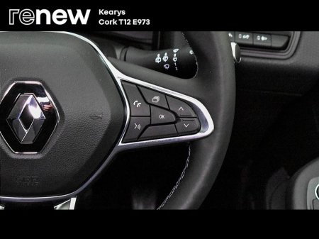 2021 Renault Clio Iconic TCe 100 MY19 thumbnail