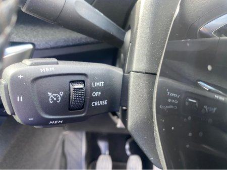 2022 Peugeot 5008 - thumbnail 19