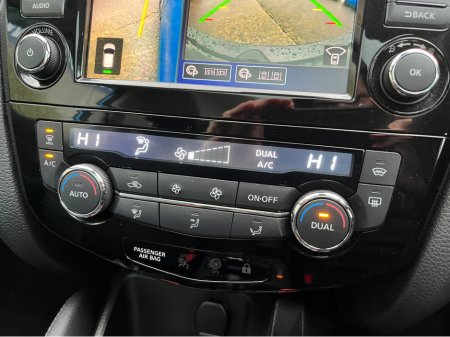 2020 Nissan Qashqai DIG-T TEKNA 1.3 PETROL //MASSIVE SPEC//PANORAMIC GLASS ROOF//SAT NAV//BOSE SOUND SYSTEM//HALF LEATHER HEATED SEATS//ADAPTIVE CRUISE CONTROL// €19,950 thumbnail