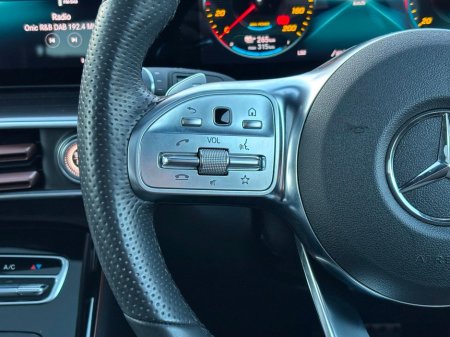 2022 Mercedes-Benz EQC AMG LINE PREMIUM SUNROOF 400 €36,995 thumbnail