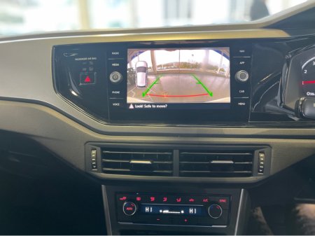 2019 Volkswagen Polo TRENDLINE 1.0 MANUAL 5SPEED 65HP 5DR €15,950 thumbnail