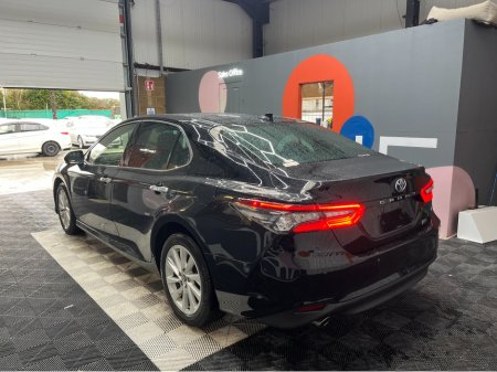 2021 Toyota Camry - thumbnail 4