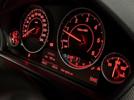 2017 BMW 3 Series - thumbnail 44