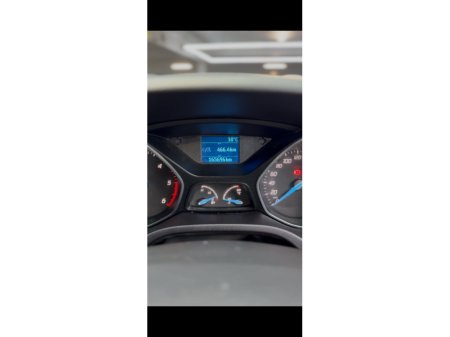 2011 Ford Focus - thumbnail 10