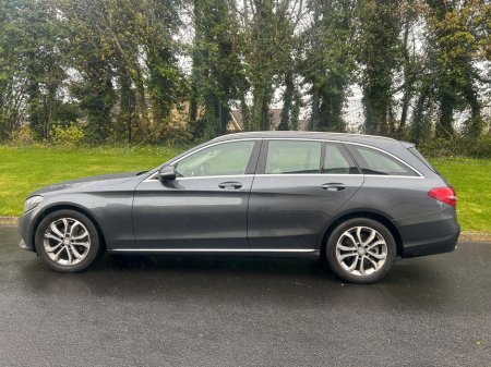 2016 Mercedes-Benz C Class - thumbnail 8