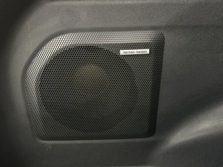 2024 Subaru Solterra - thumbnail 23