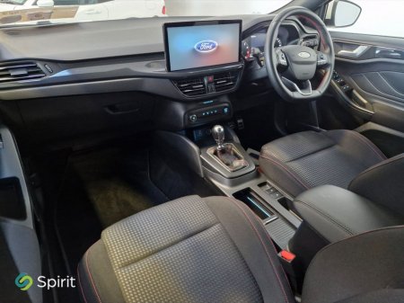 2024 Ford Focus ST-LINE €26,900 thumbnail