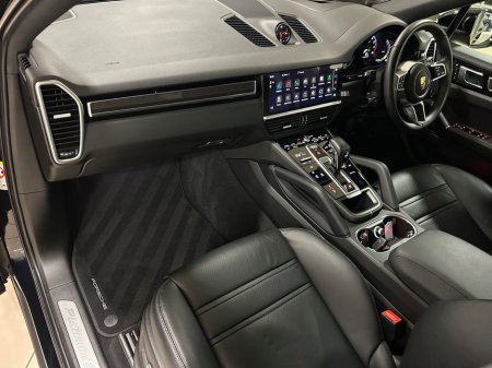 2023 Porsche Cayenne - thumbnail 18