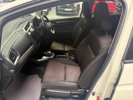 2017 Honda Fit  €11,790 thumbnail