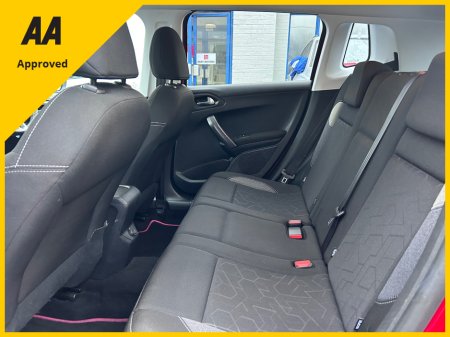 2018 Peugeot 2008 2018 PEUGEOT 2008 1.2 PURETEC VERY LOW KMS €10,450 thumbnail