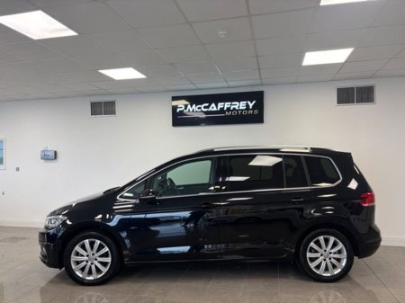 2020 Volkswagen Touran 2.0 TDI 150HP DSG Highline €22,850