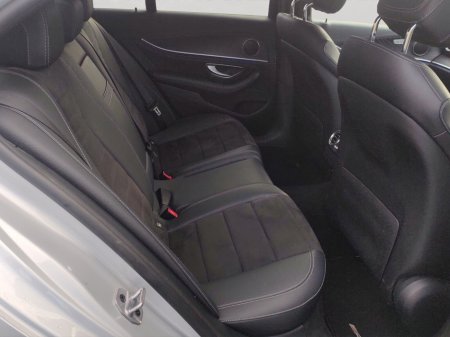 2020 Mercedes-Benz E Class E 300 de Plug-in Hybrid AMG Line €27,950 thumbnail