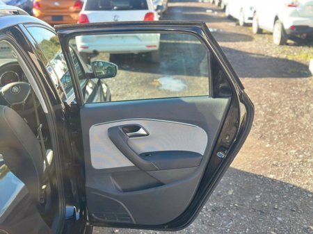 2016 Volkswagen Polo cross 1.2L Petrol Automatic (9966) €12,495 thumbnail