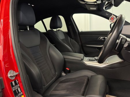 2023 BMW 3 Series - thumbnail 10