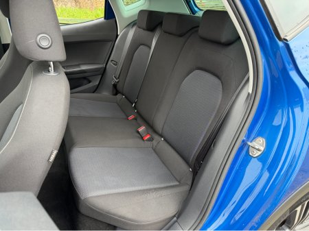 2023 SEAT Arona PARKING SENSORS..APPLE CARPLAY & ANDROID AUTO €17,950 thumbnail