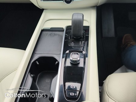 2022 Volvo XC60 - thumbnail 20