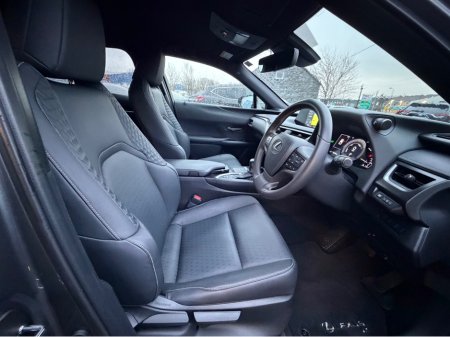 2021 Lexus UX 250 H UX250h - Premium Leather - Low mileage €29,950 thumbnail