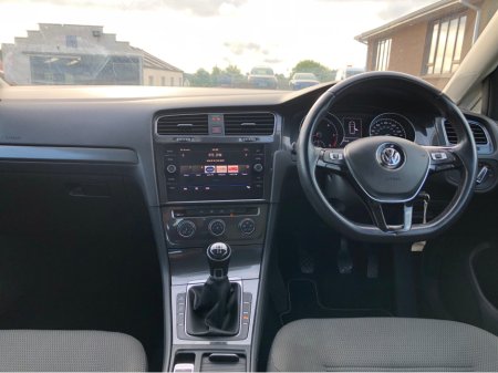 2018 Volkswagen Golf SE TDI BLUEMOTION TECHNOLOGY €14,700