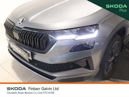 2023 Skoda Karoq 2.0TDI 115HP Sportline €35,950 thumbnail