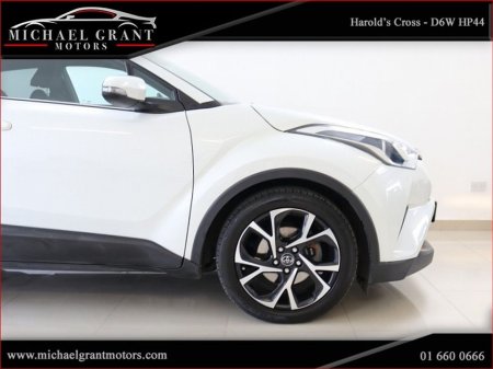 2019 Toyota C-HR - thumbnail 9