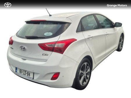 2016 Hyundai i30 1.6 CRDI DELUXE 5DR €11,950 thumbnail