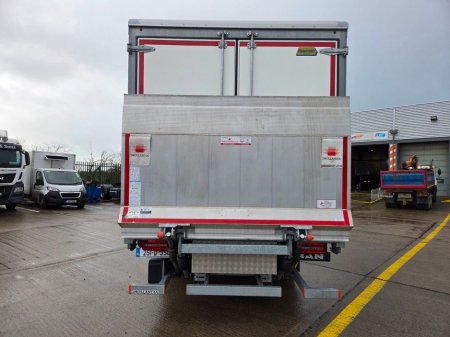 2025 MAN TGL 8.190 Curtain Side thumbnail