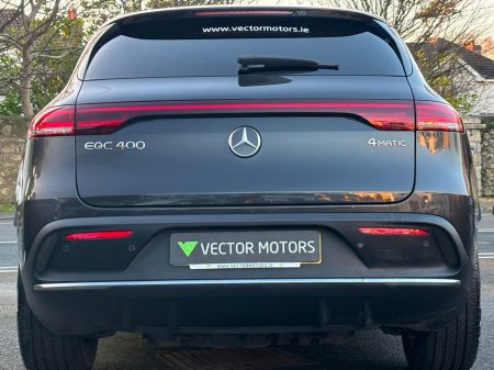 2023 Mercedes-Benz EQC 400 AMG LINE 4MATIC €39,995 thumbnail