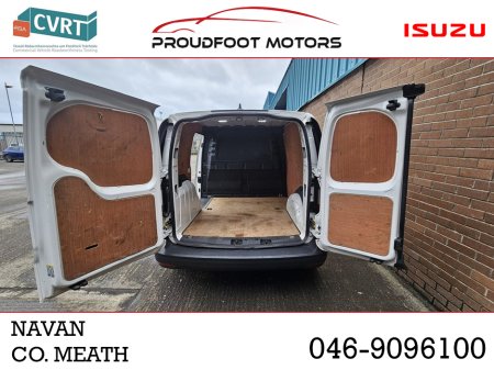 2022 Volkswagen Caddy CARGO TDI 75HP MANUAL 6SPEED FWD 5DR €14,950 thumbnail