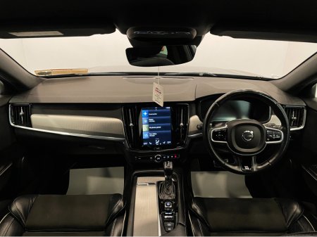 2020 Volvo S90 D4 R-DESIGN AT 4DR AUTO €32,950