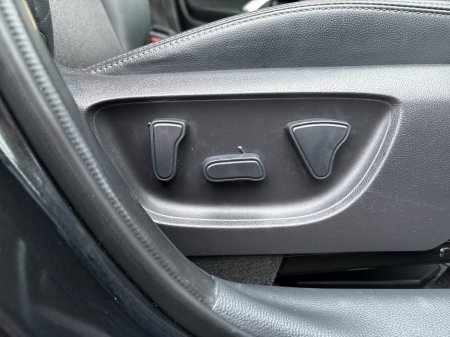 2023 Toyota Yaris Cross 1.5L Petrol Hybrid Automatic €26,950 thumbnail