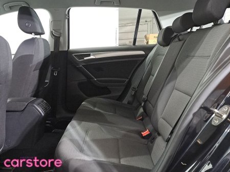 2016 Volkswagen Golf - thumbnail 10