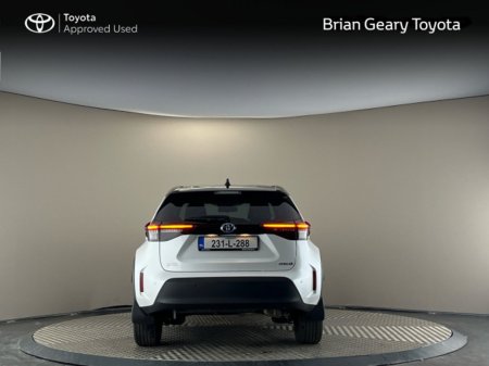 2023 Toyota Yaris Cross HYBRID LUNA SPORT €28,950