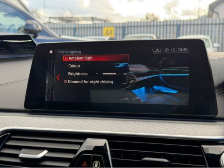 2018 BMW 5 Series - thumbnail 24