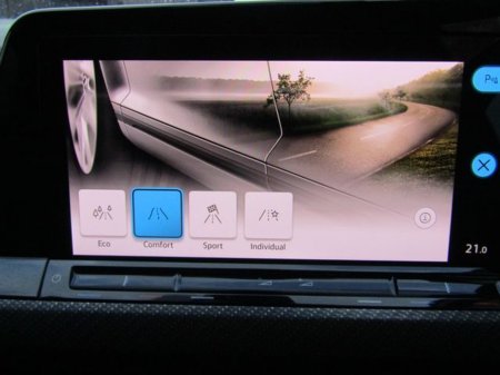 2021 Volkswagen Golf TSI R Line 130PS 5DR €23,950 thumbnail