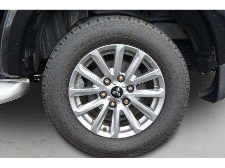 2018 Mitsubishi L200 - thumbnail 9