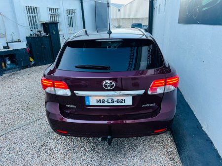 2014 Toyota Avensis  €4,750