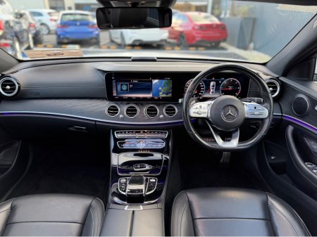 2019 Mercedes-Benz E Class - thumbnail 37