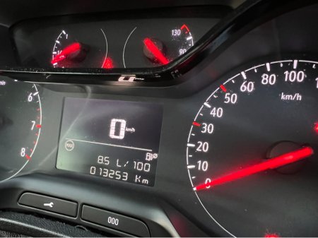 2024 Opel Crossland X **Only 14,000 Kms** Best Value As New 2024 Opel Crossland Diesel Apple Car Play Rear View Camera www.bolands.ie Est.1955 €21,950 thumbnail