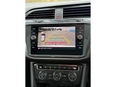 2020 Volkswagen Tiguan - thumbnail 14